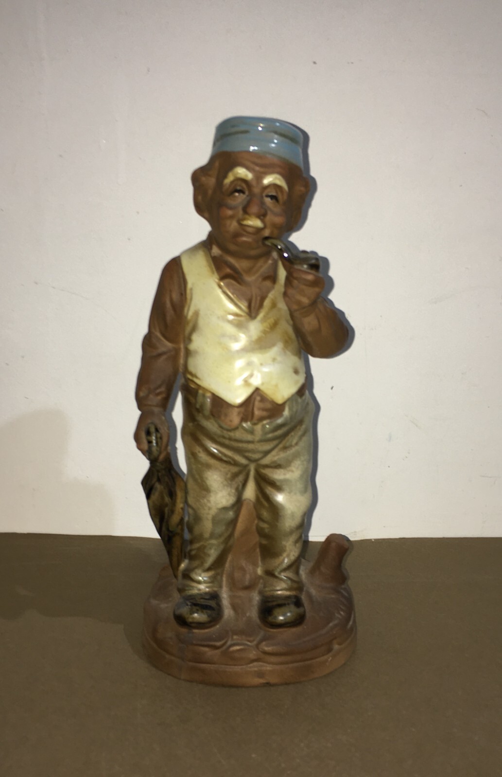Napoli, Capodimonte, Scultura In Ceramica Policroma, Anziano Con Pipa