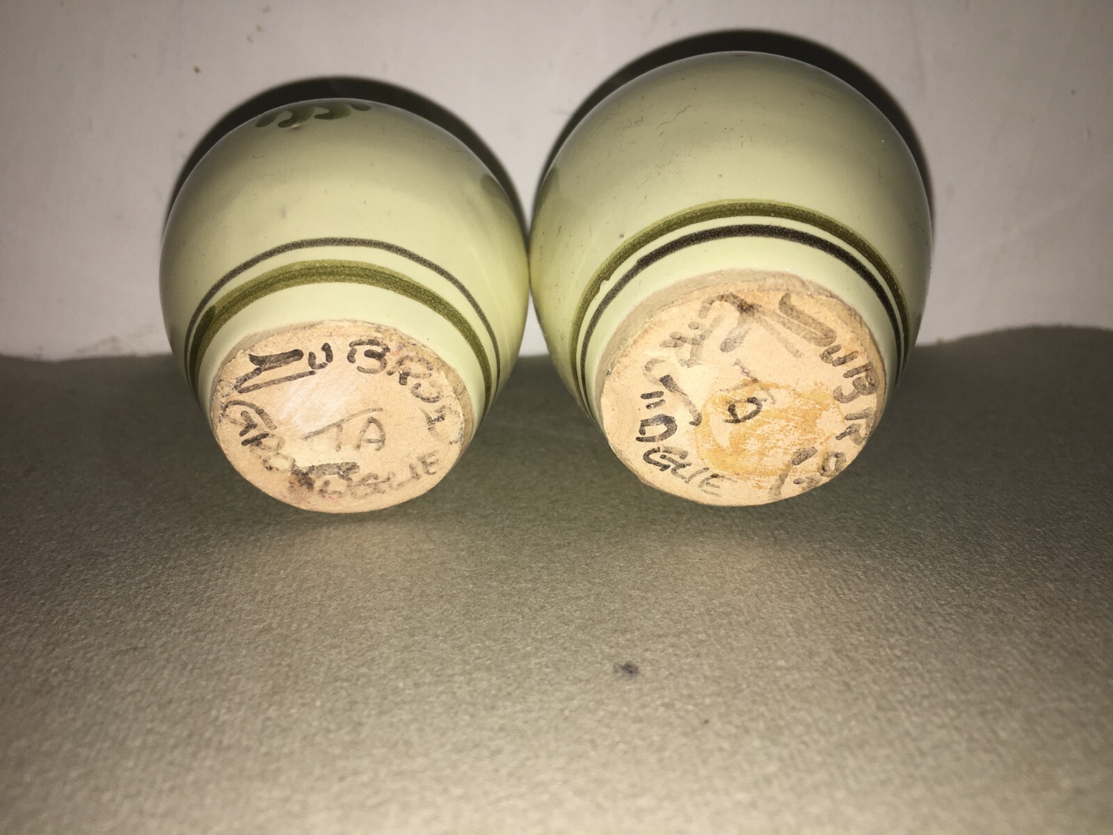 Puglia, Grottaglie, Otto Mini Ceramiche Da Collezione, Salvadanai, Firmati Zubrod