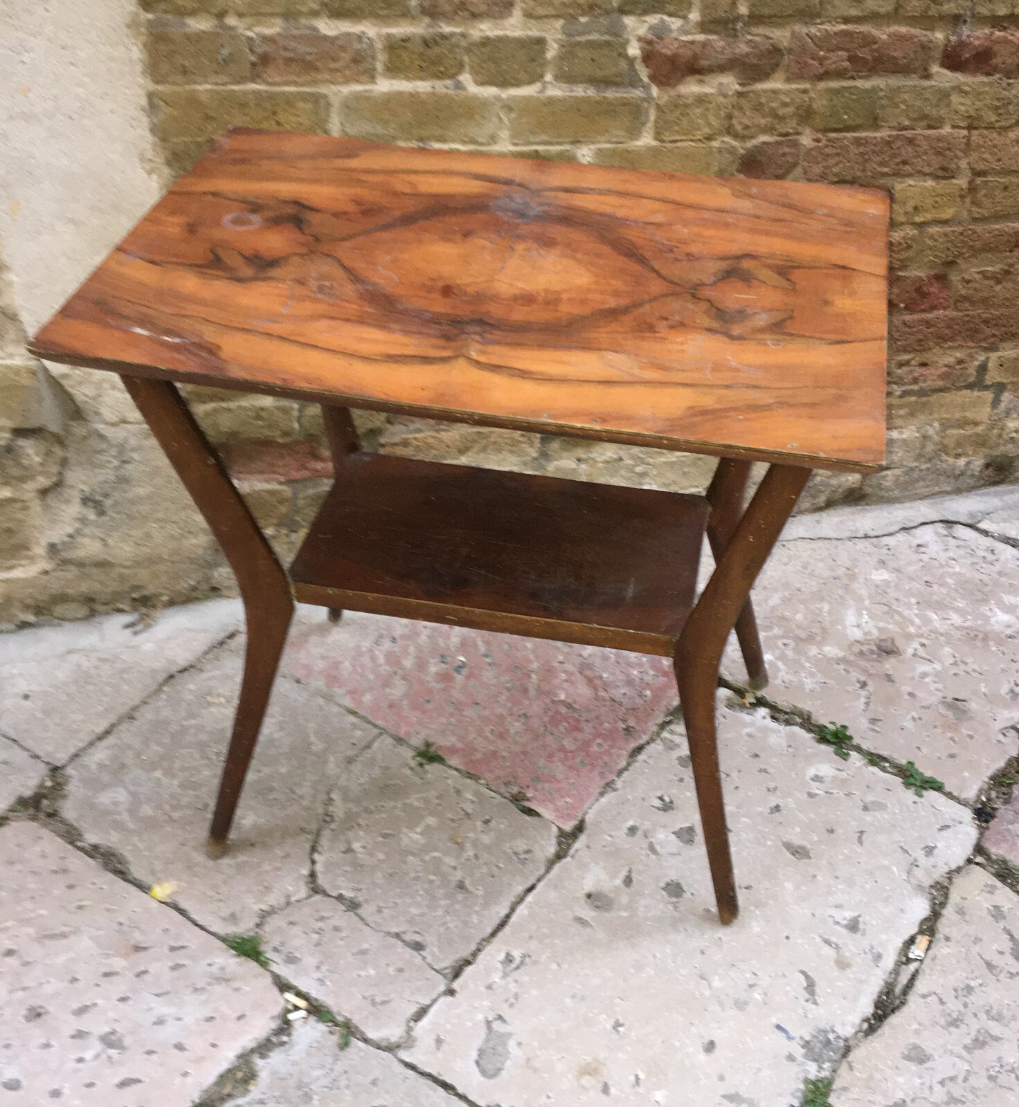 Tavolino d'Epoca In Legno Di Design Stilizzato, Attribuibile A Giò Ponti