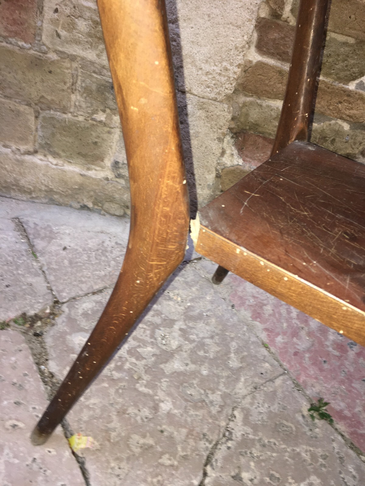 Tavolino d'Epoca In Legno Di Design Stilizzato, Attribuibile A Giò Ponti