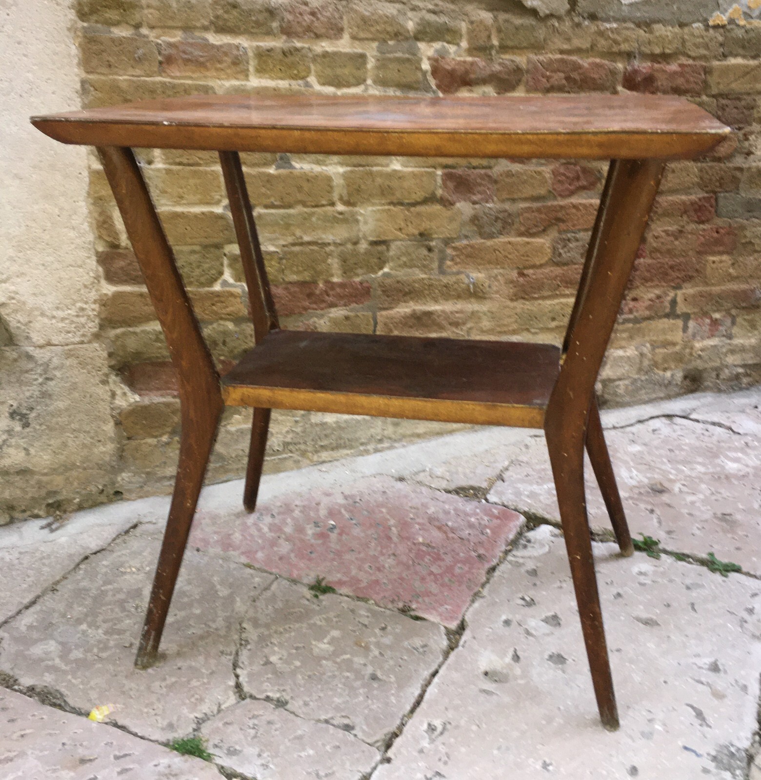 Tavolino d'Epoca In Legno Di Design Stilizzato, Attribuibile A Giò Ponti