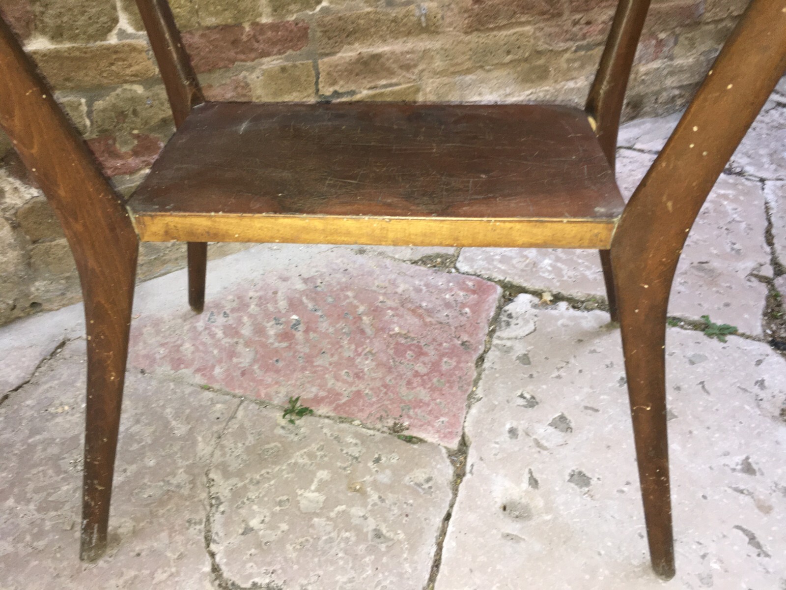 Tavolino d'Epoca In Legno Di Design Stilizzato, Attribuibile A Giò Ponti