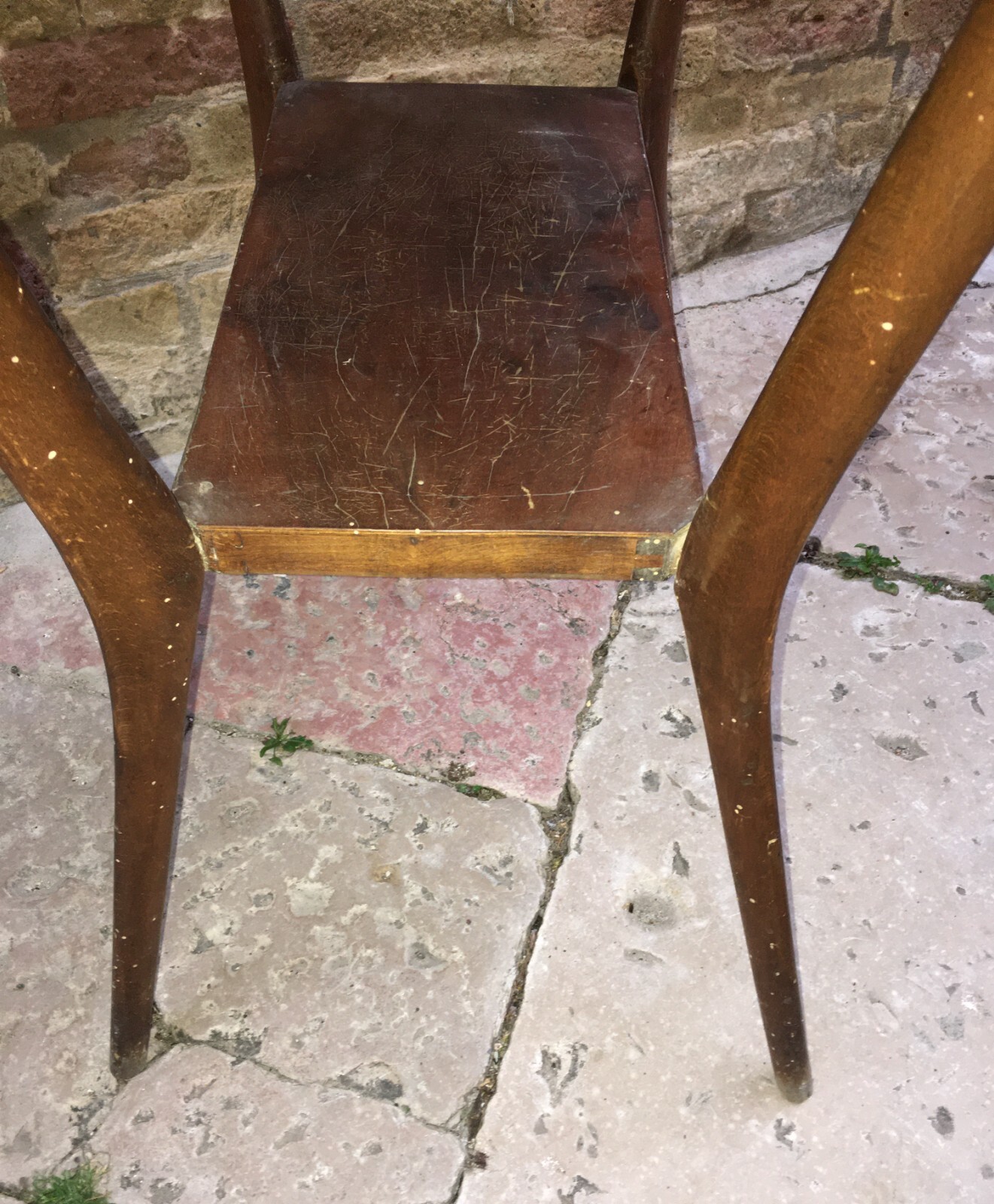 Tavolino d'Epoca In Legno Di Design Stilizzato, Attribuibile A Giò Ponti