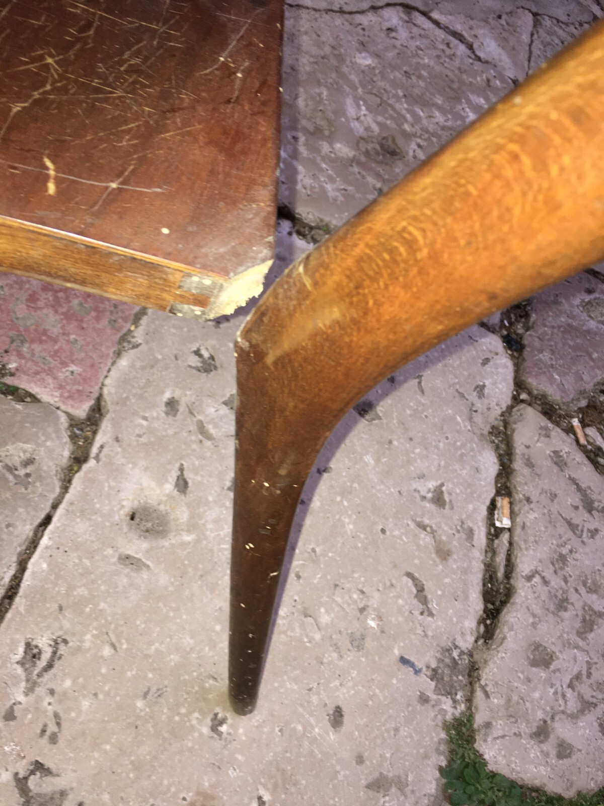 Tavolino d'Epoca In Legno Di Design Stilizzato, Attribuibile A Giò Ponti