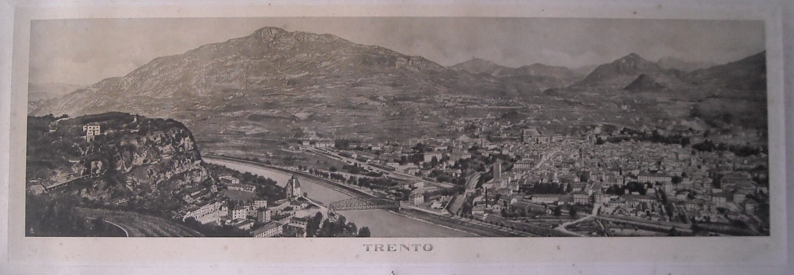 Trento. Grande Veduta Panoramica Fotografica