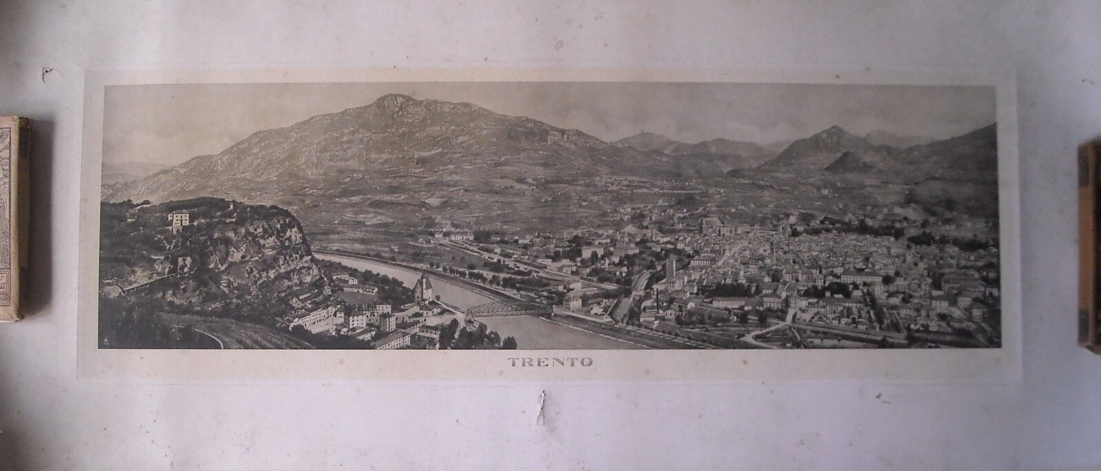Trento. Grande Veduta Panoramica Fotografica
