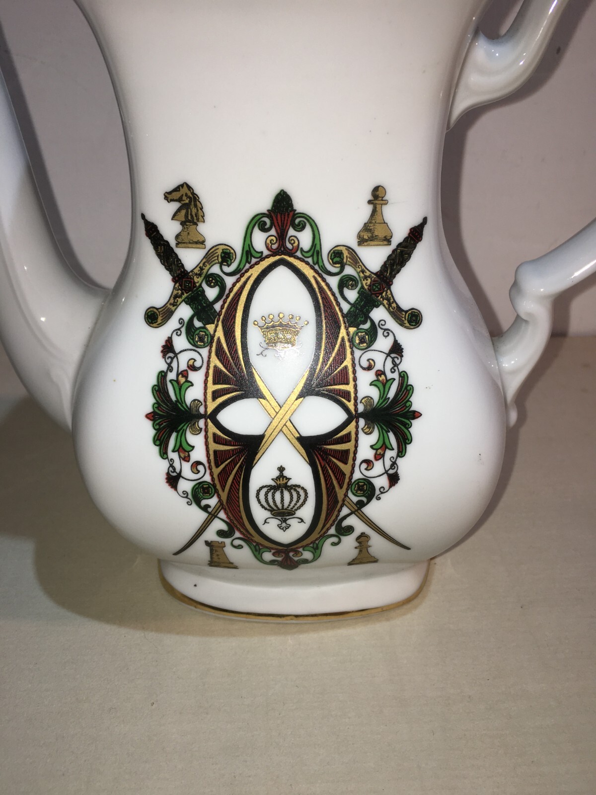 Soprammobile Decorativo Araldico: Scacchi, Corone E Spade   Bavaria   Antico Nobile
