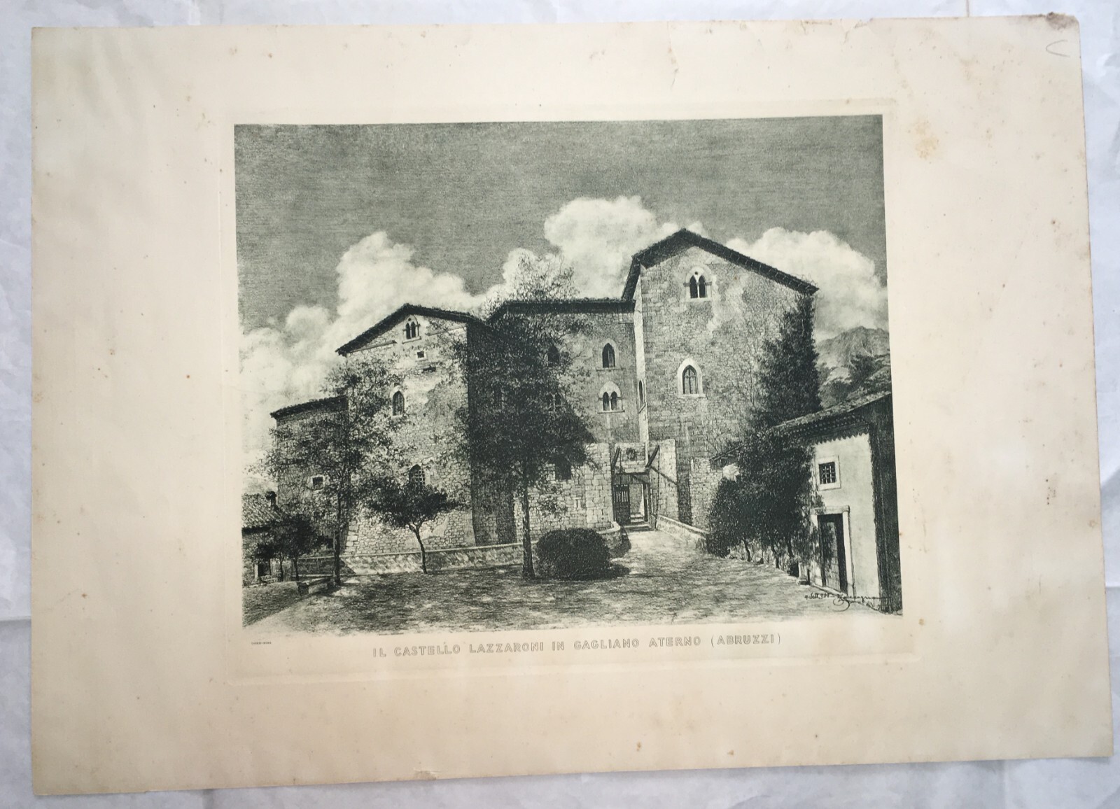 Abruzzo: Architettura, Castello Lazzaroni, Gagliano Aterno. Grande Veduta, Zaccagna