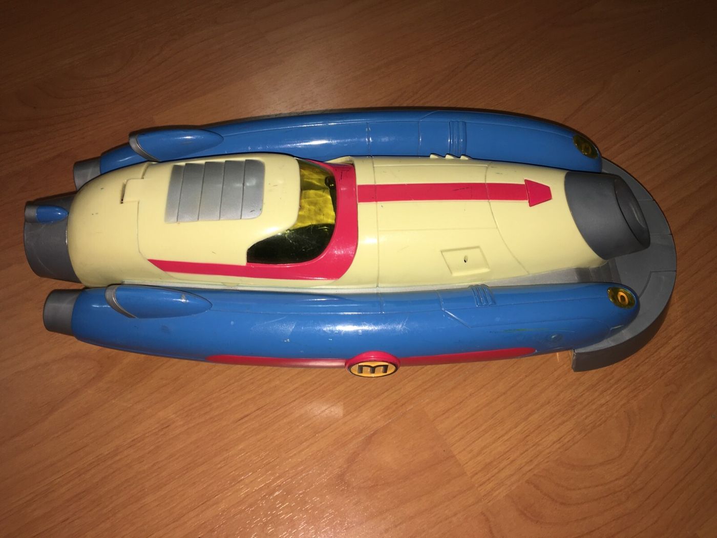 Automobilismo   Auto Futuristica   Giocattolo Magic Giochi Preziosi