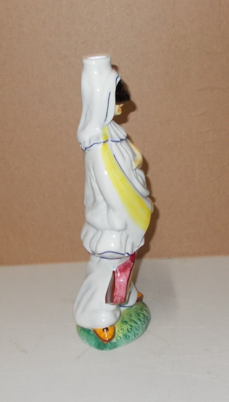 Folklore: Pulcinella, Maschera Del Teatro Popolare Napoletano In Ceramica