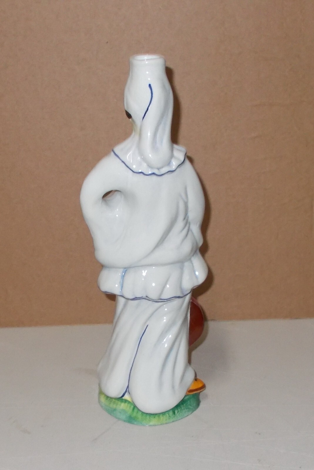 Folklore: Pulcinella, Maschera Del Teatro Popolare Napoletano In Ceramica