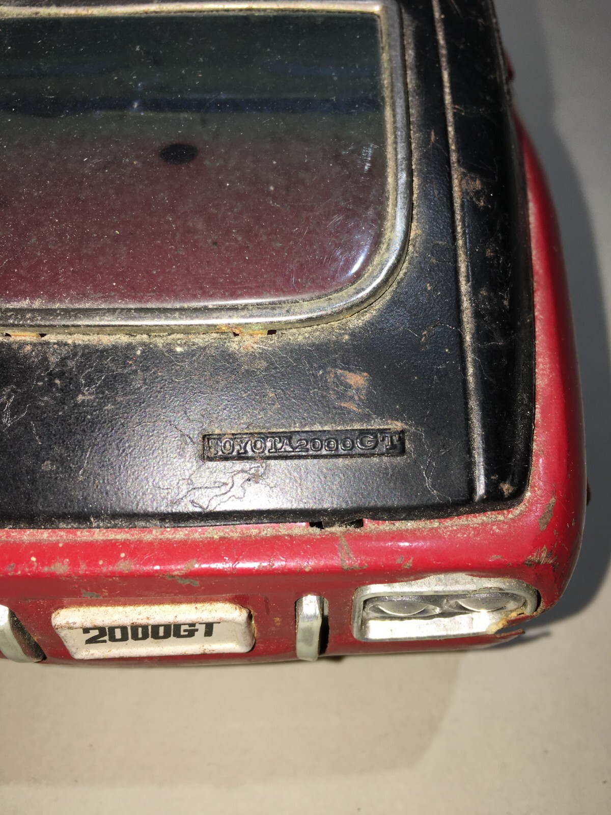 Toyota 2000 GT Rossa, Modellino d'Auto Sportiva Da Collezione