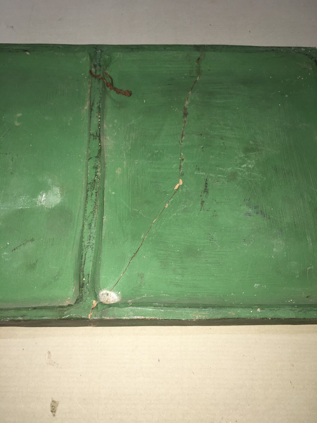 Placca Decorativa In Ceramica Patinata Bronzo, San Marino, Veduta Con Stemma