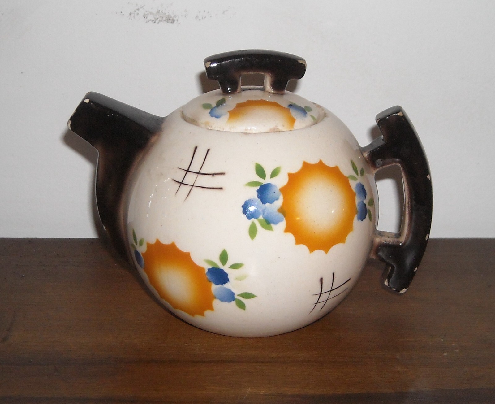 Artistica Ceramica: Art Déco, Decoro Aerografato, Futurismo, Colonnata, Toscana