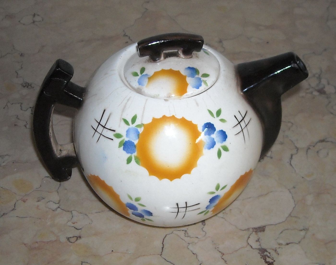Artistica Ceramica: Art Déco, Decoro Aerografato, Futurismo, Colonnata, Toscana