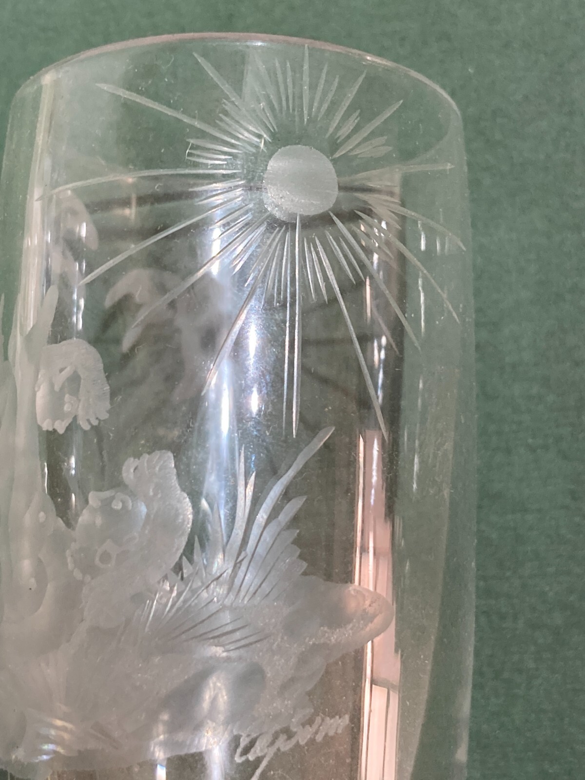 Bicchiere A Calice Inciso Con Scena Erotica In Vetro