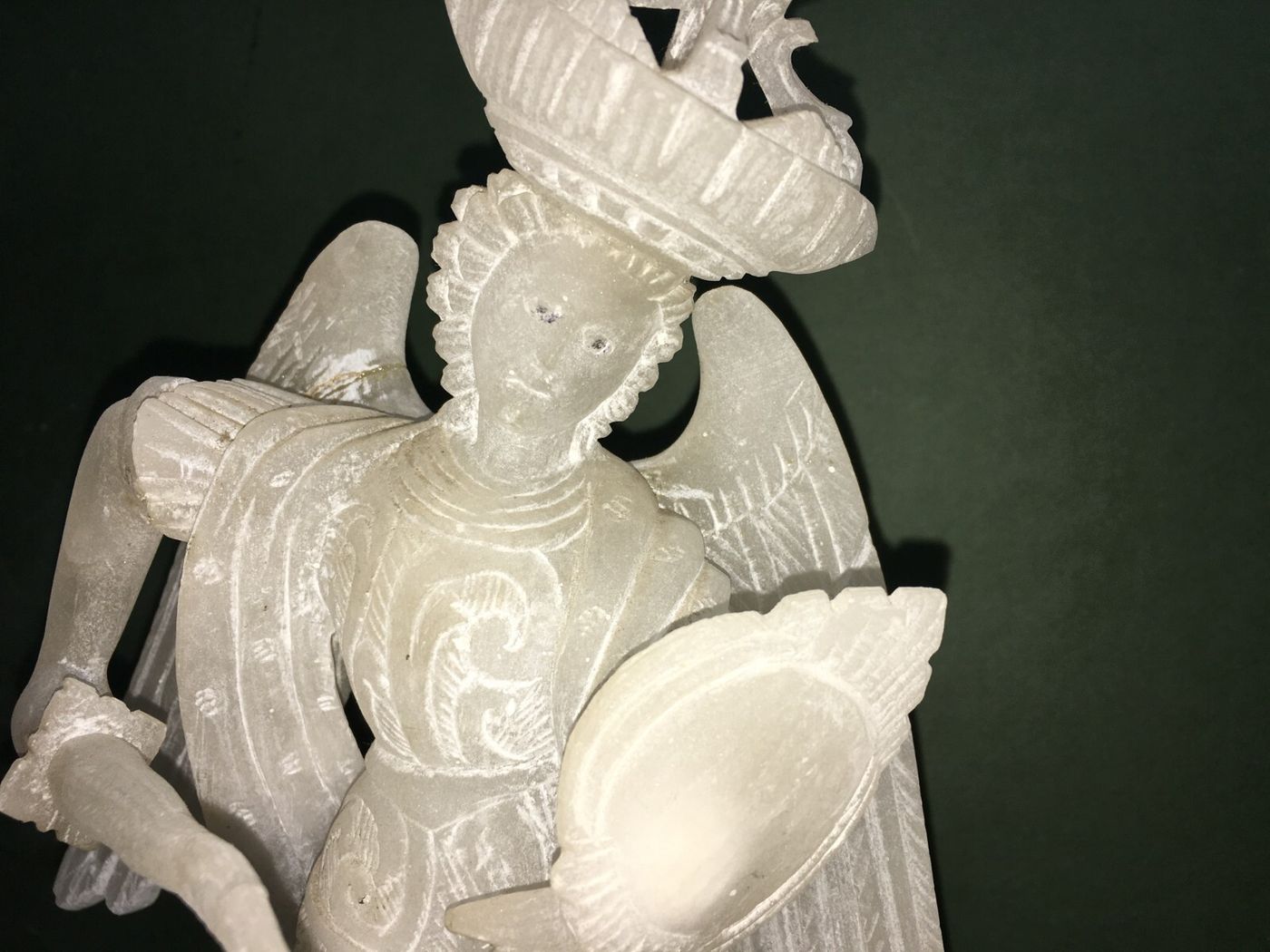 Arte Popolare Devozionale: Scultura Di San Michele Arcangelo In Alabastro