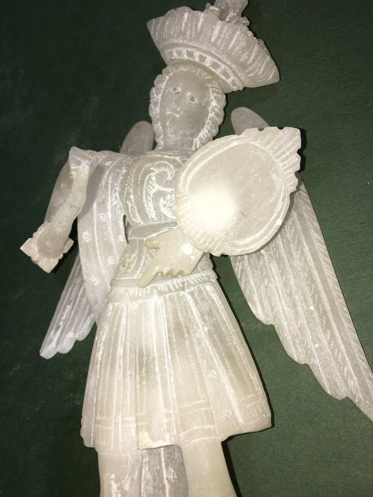 Arte Popolare Devozionale: Scultura Di San Michele Arcangelo In Alabastro