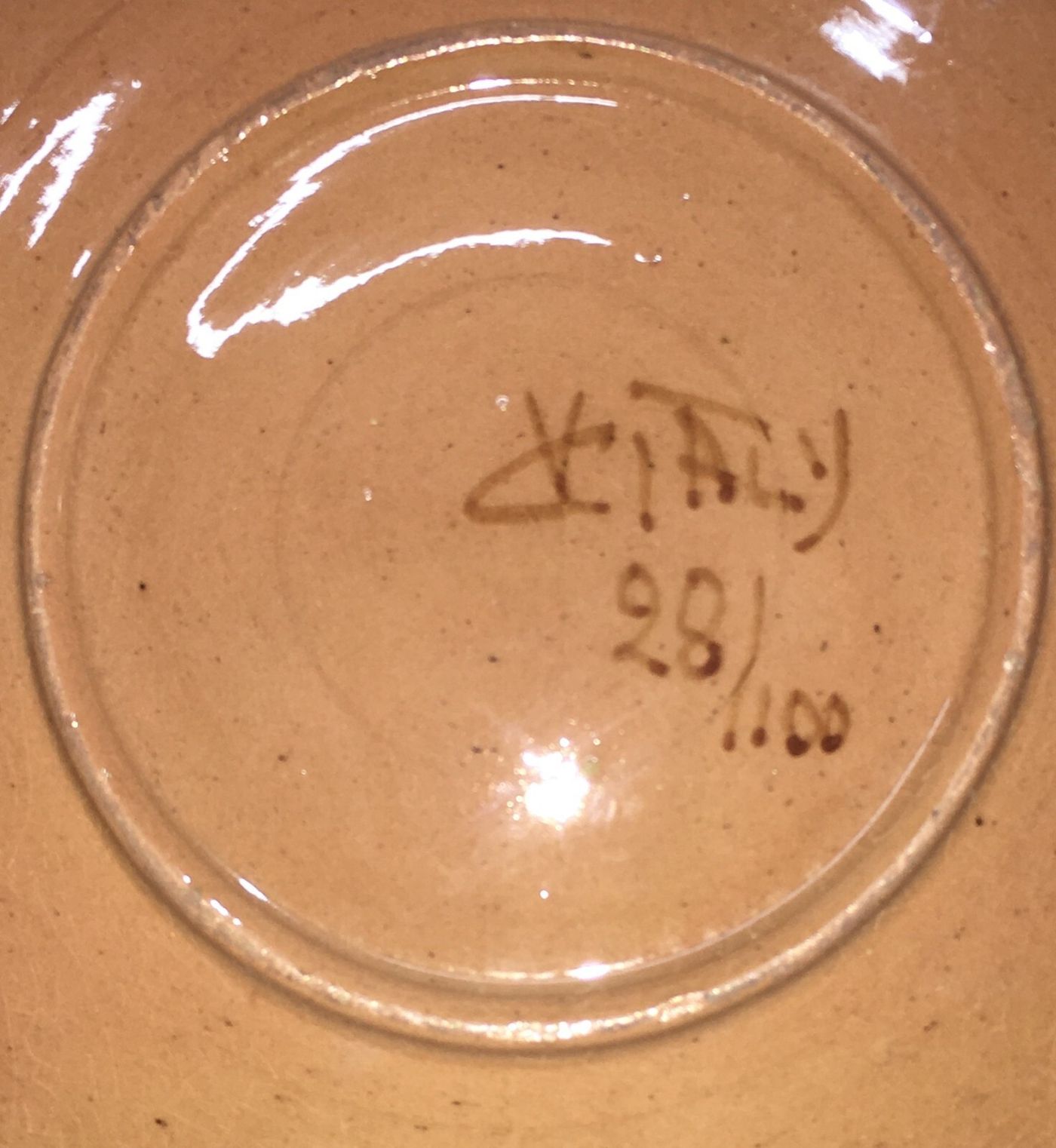 Piatto In Ceramica Con Decoro Floreale, Siglato CV Italy