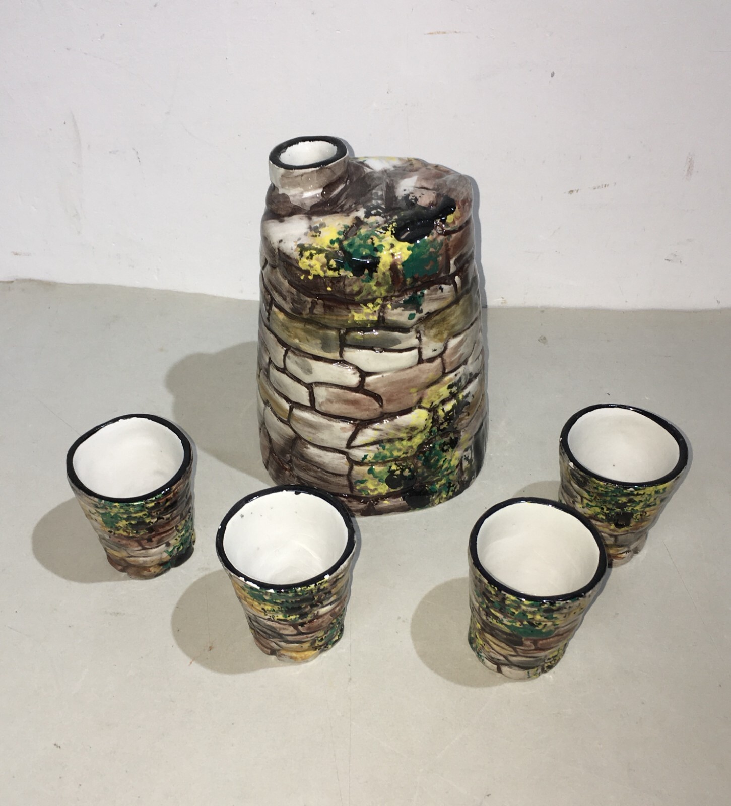 Sardegna, Nuraghe: Ceramiche Decorative E Da Collezione Di Massidda, Servizio Da Liquore