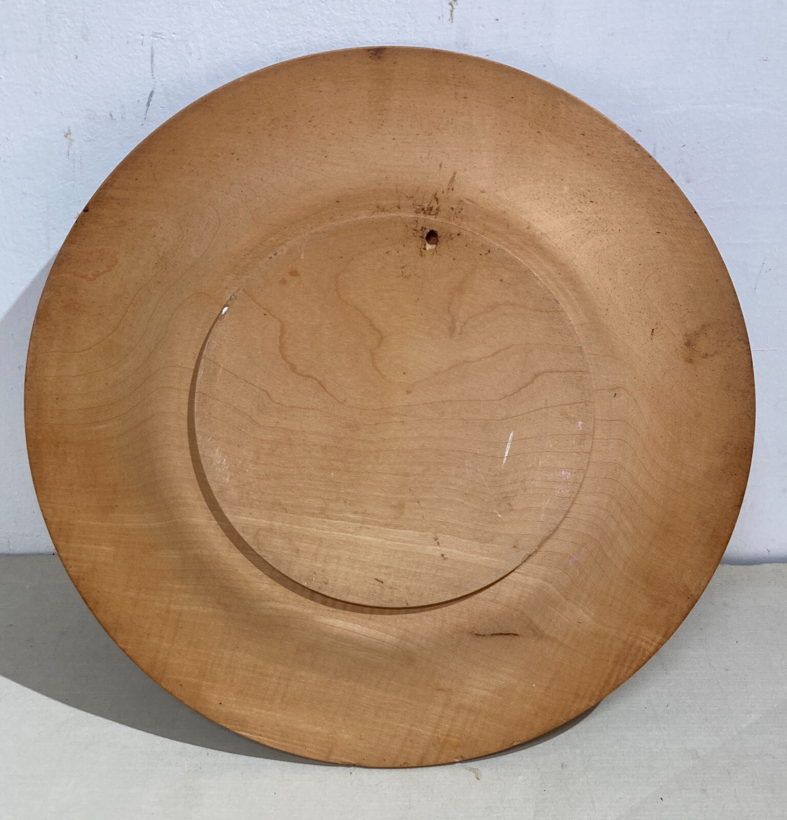 Arte Popolare: Piatto In Legno Inciso E Dipinto Con Vedute Di Bolzano E Araldica