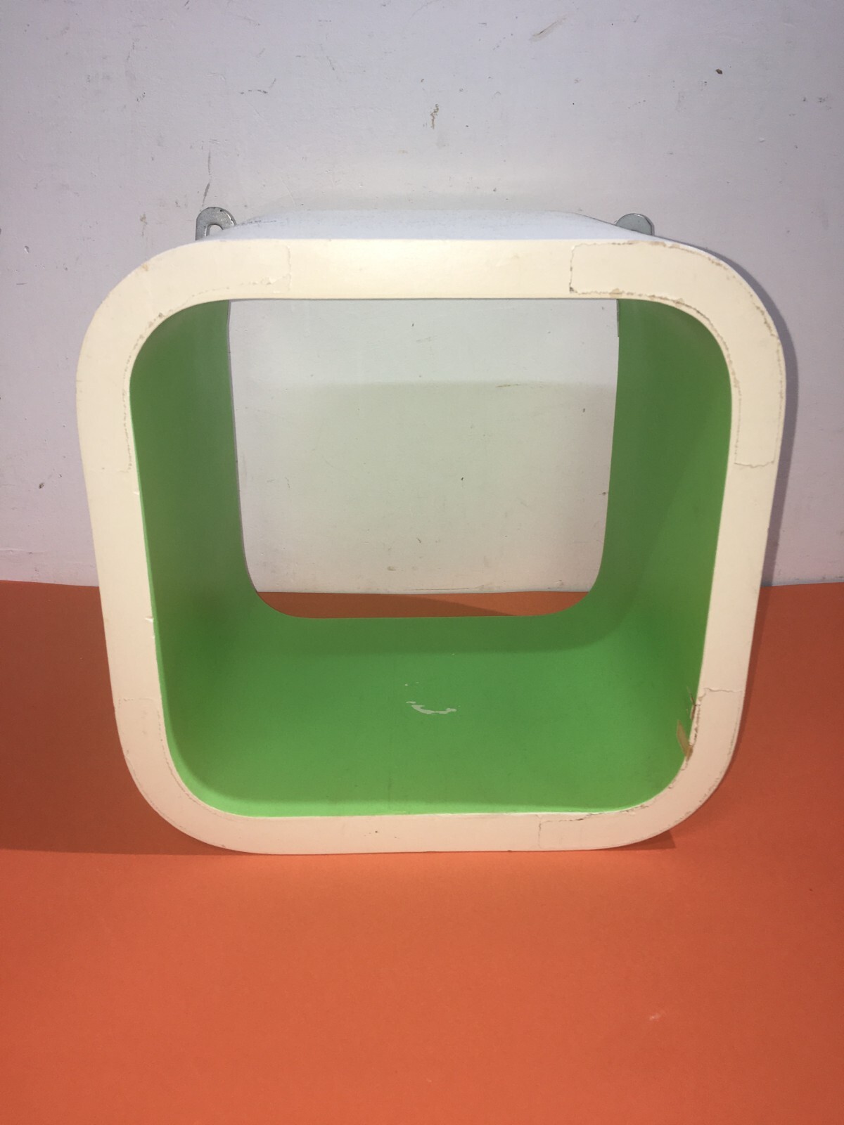 Design, Architettura, Complemento d'Arredo: Inusuale Mensola A Cubo Decorativa