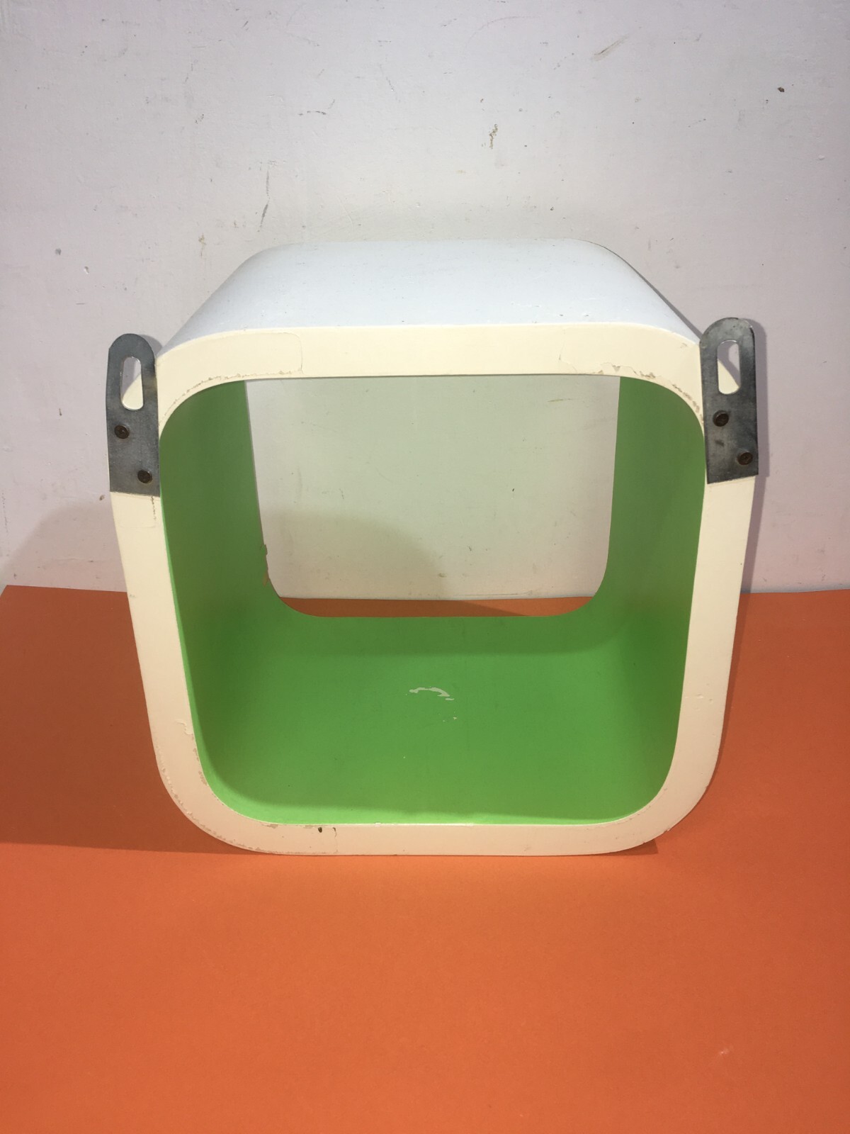 Design, Architettura, Complemento d'Arredo: Inusuale Mensola A Cubo Decorativa