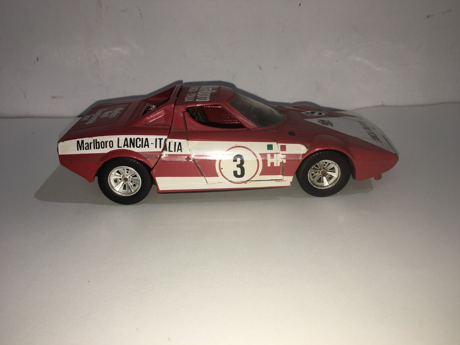 Auto, Automobilismo E Gran Premio: Ferrari E Macchinine Da Collezione In Miniatura