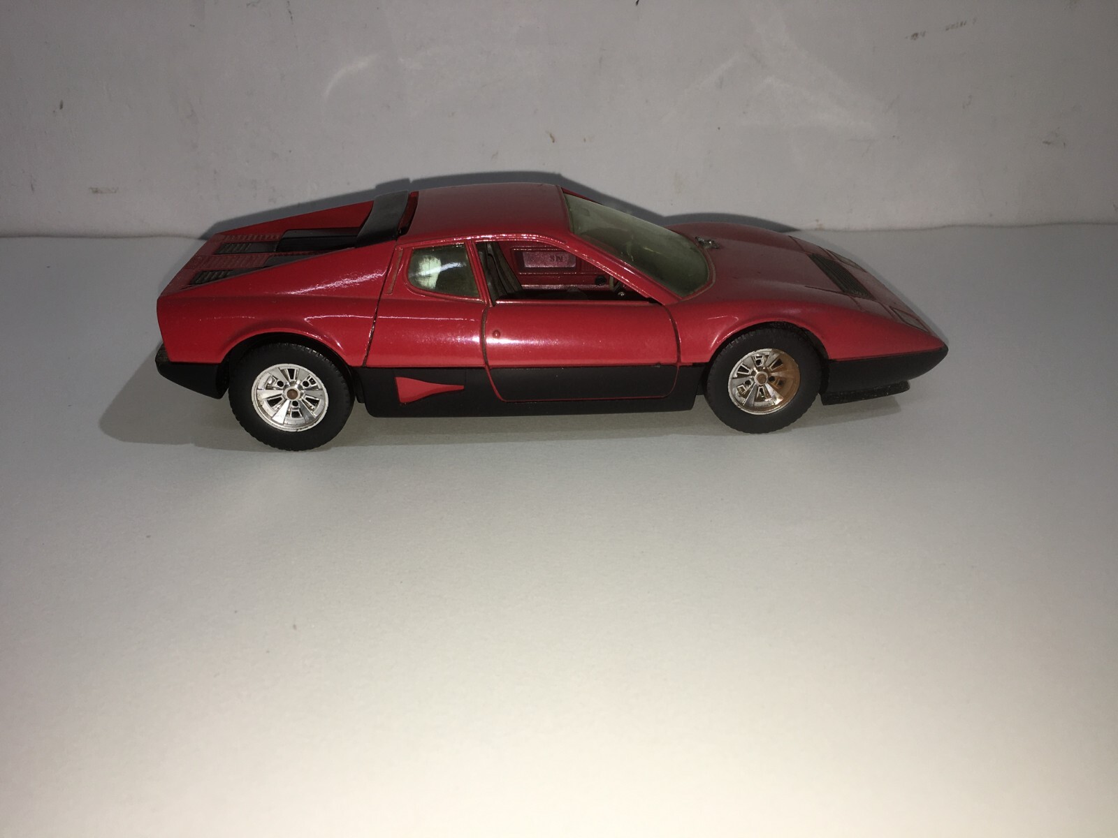 Auto, Automobilismo E Gran Premio: Ferrari E Macchinine Da Collezione In Miniatura