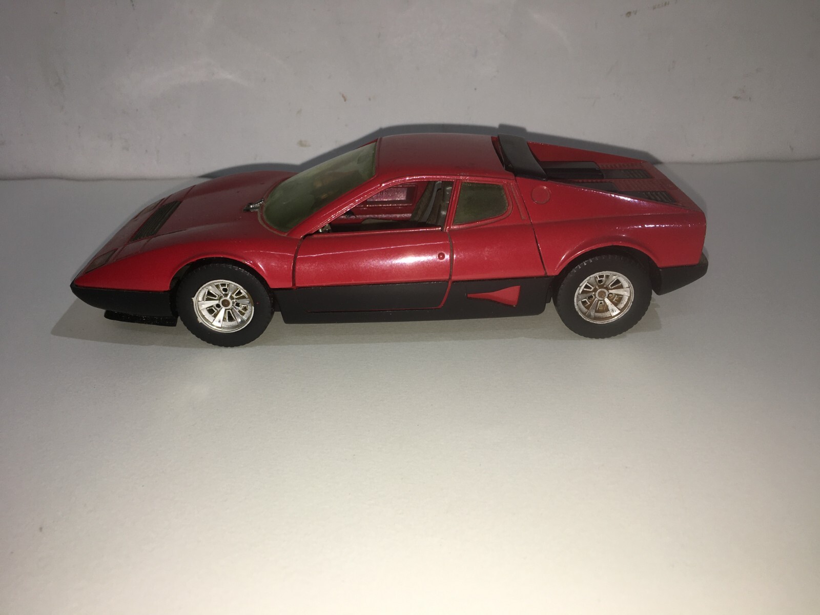 Auto, Automobilismo E Gran Premio: Ferrari E Macchinine Da Collezione In Miniatura