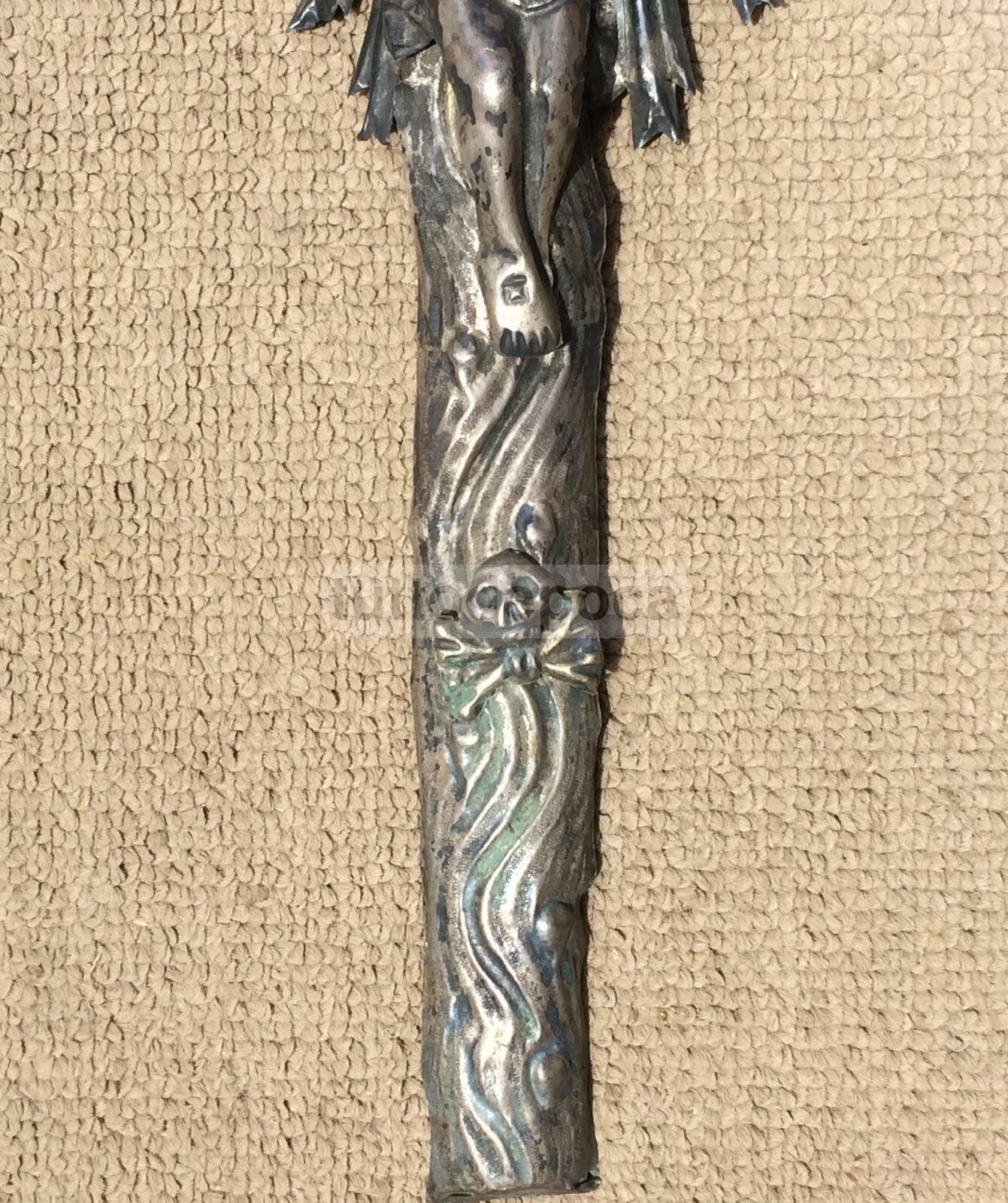 Crocifisso Antico In Metallo Argentato, Arte Popolare Devozionale Napoletana, XIX Secolo