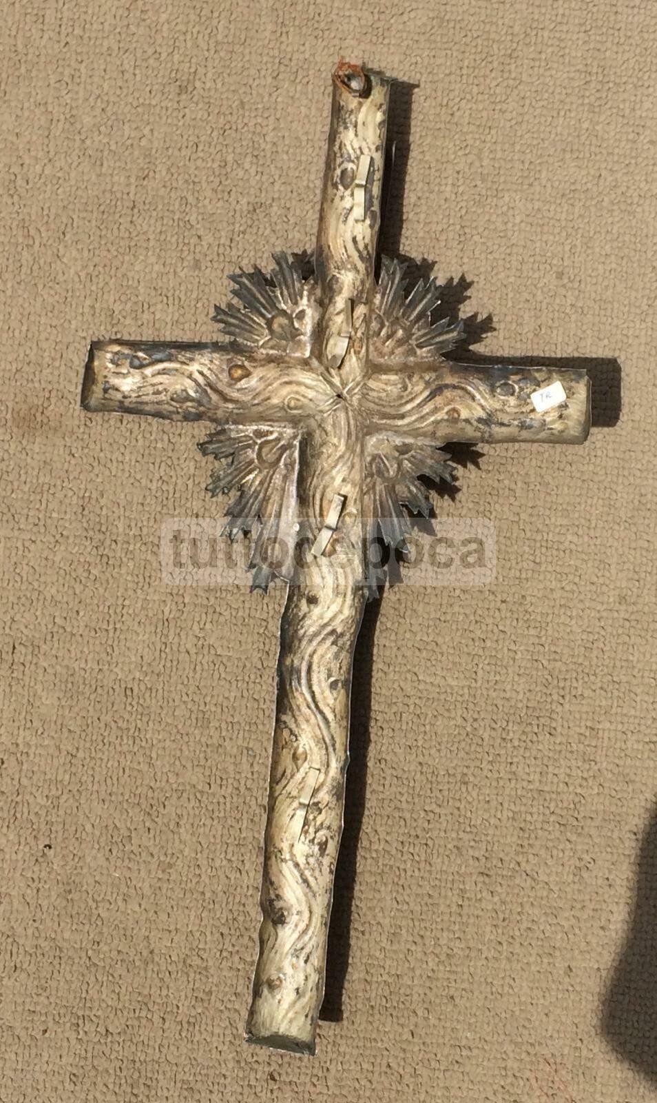 Crocifisso Antico In Metallo Argentato, Arte Popolare Devozionale Napoletana, XIX Secolo