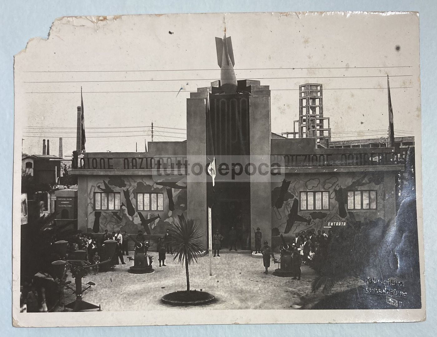Bari   Fiera Del Levante   Aviazione   Militaria   Protezione Antiaerea   Foto d'Epoca