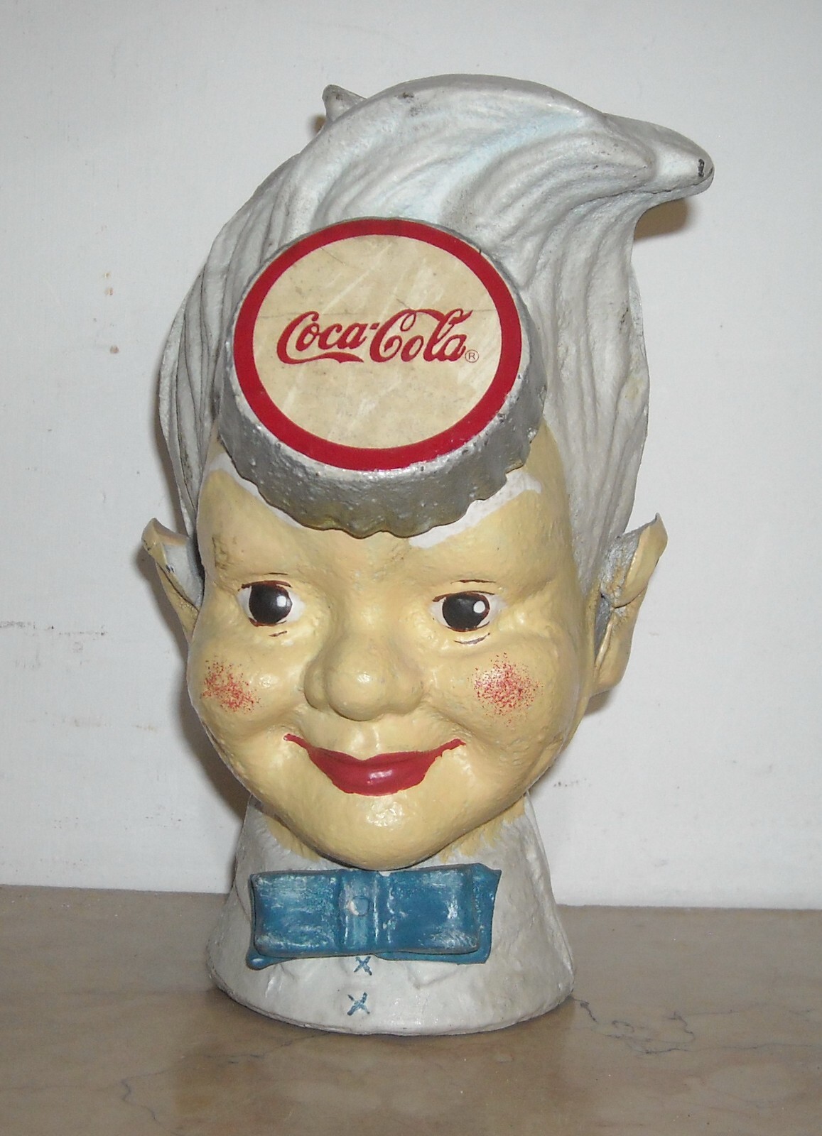 Coca Cola: Scultura Salvadanaio Policroma In Ghisa