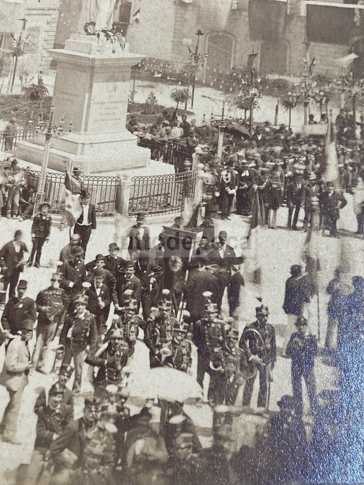 Puglia, Molfetta: Antica Fotografia Originale Del Monumento A Vittorio Emanuele, 1878
