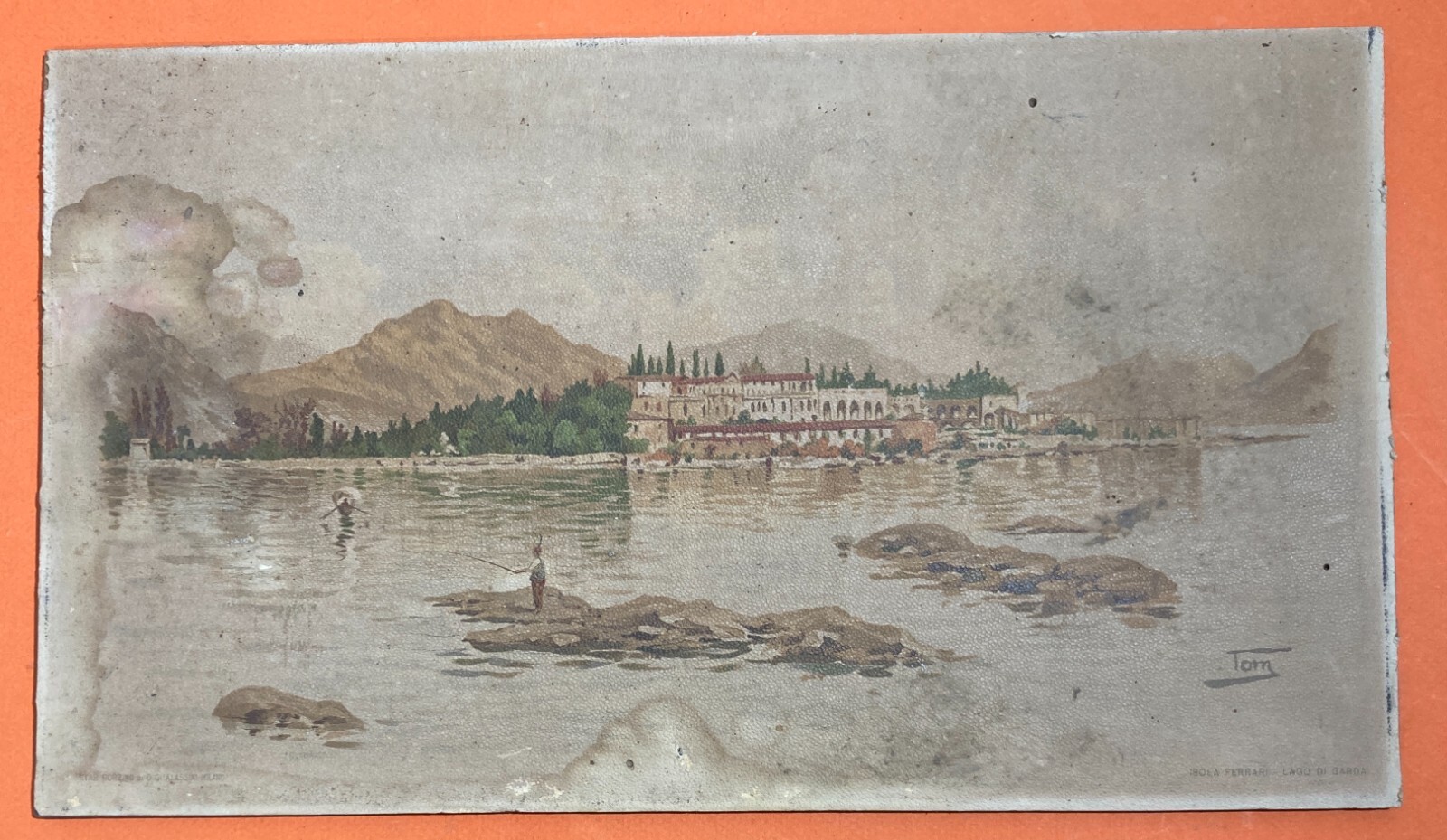 Lago Di Garda, Isola Ferrari. Bella Veduta Panoramica. Stampa A Colori. Artista Tom