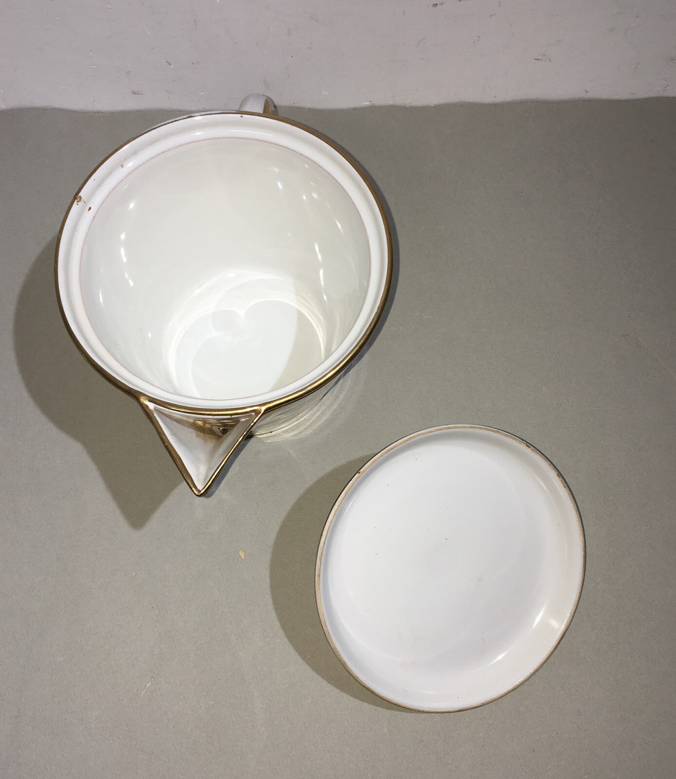 Teiera In Ceramica Bianca E Oro, Ceramiche Fiorentine, Sesto Fiorentino