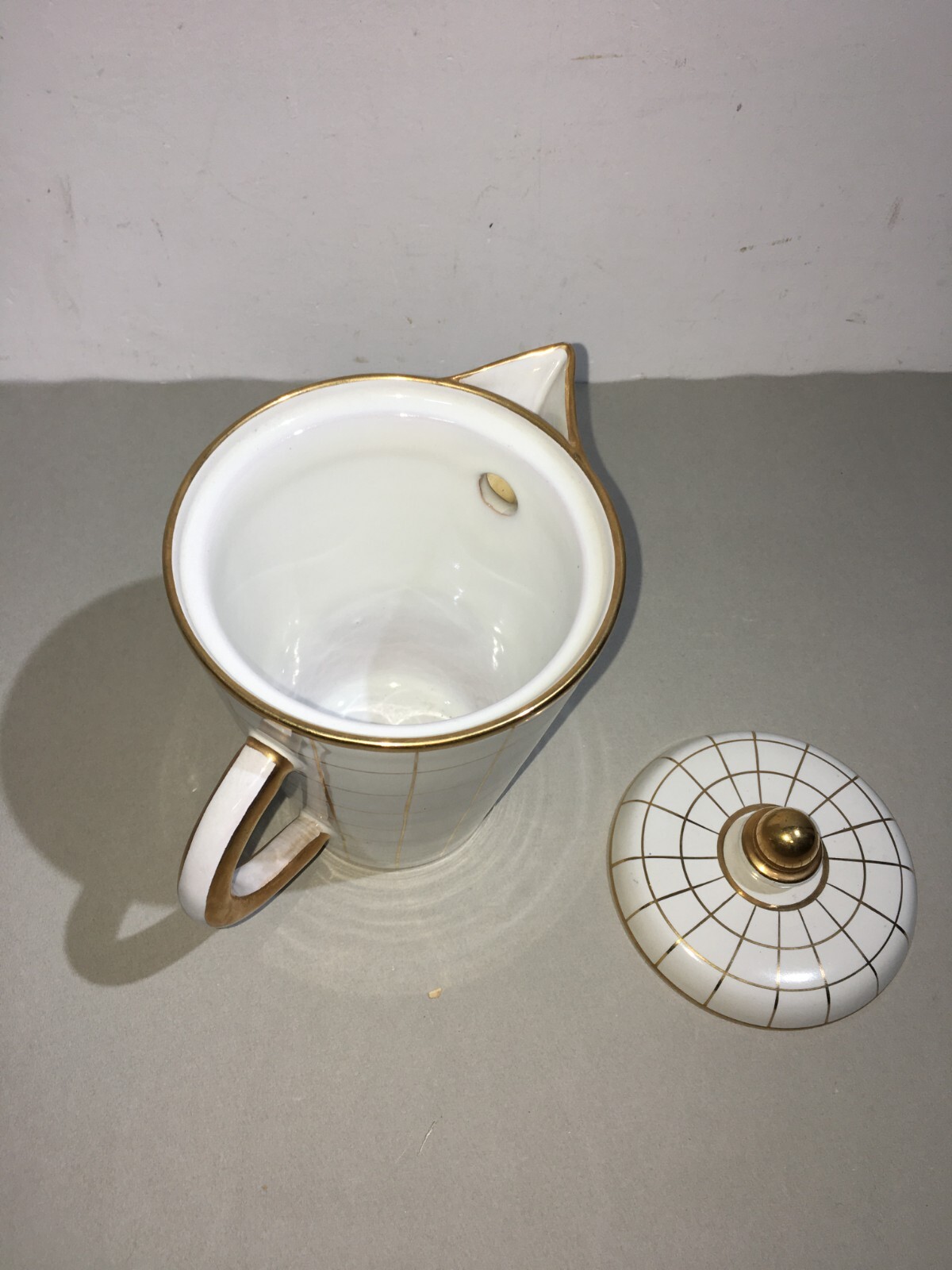 Soprammobile A Caffettiera In Ceramica, Ceramiche Fiorentine, Sesto Fiorentino