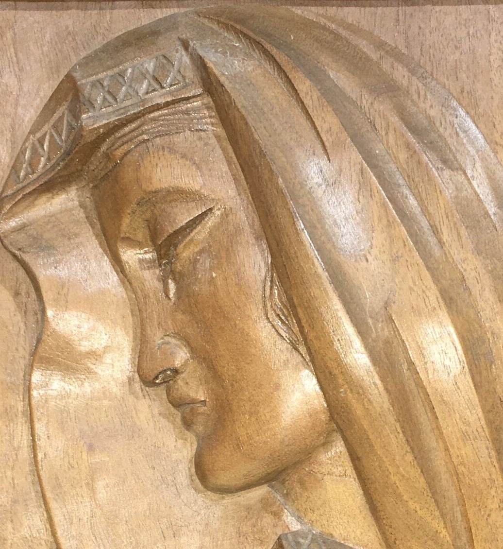 Scultura In Legno Intagliato Con Figura Devozionale Dell'Addolorata, Siglata GC, Metà Del XX Secolo