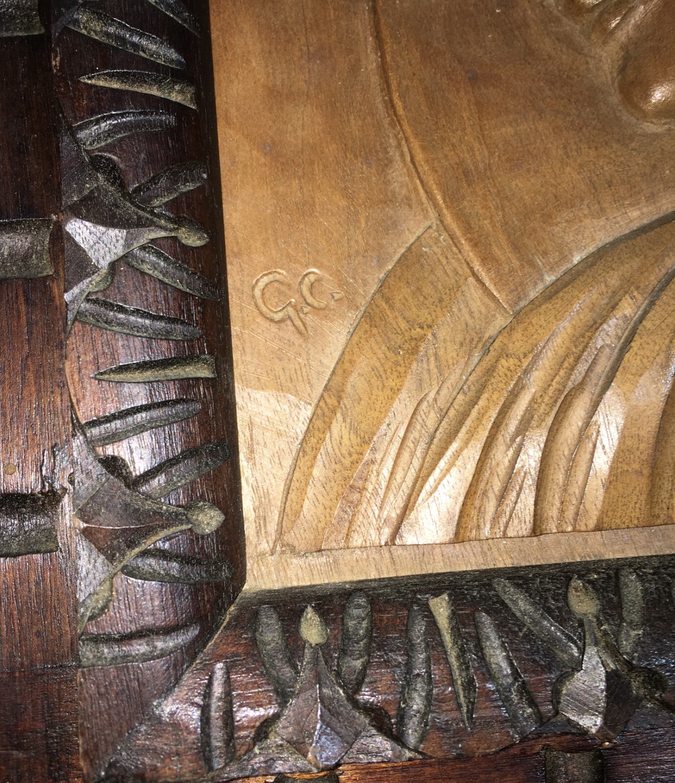 Scultura In Legno Intagliato Con Figura Devozionale Dell'Addolorata, Siglata GC, Metà Del XX Secolo