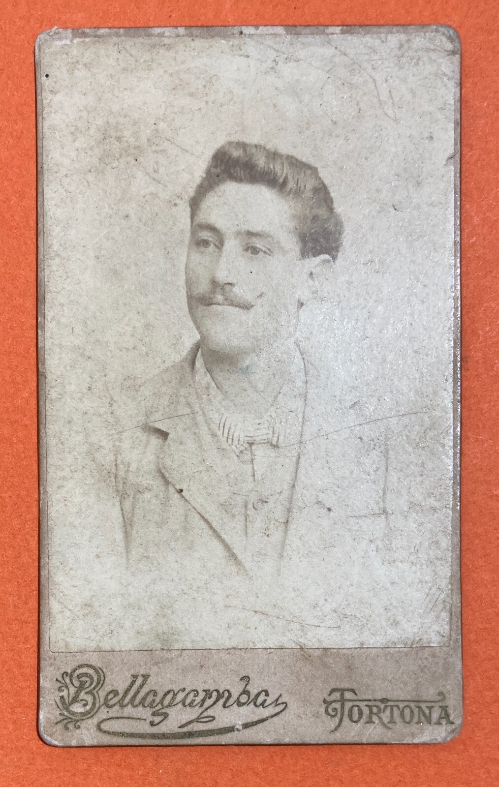 Fotografia Antica: Ritratto d'Uomo Dello Studio Bellagamba, Tortona