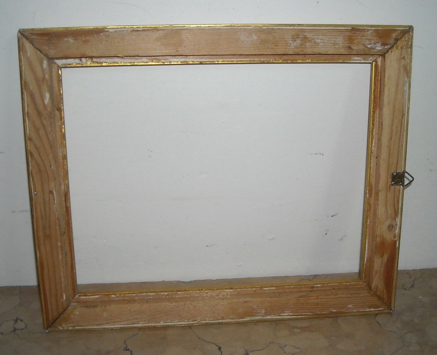 Cornice Dorata In Legno Della Prima Metà Del Novecento