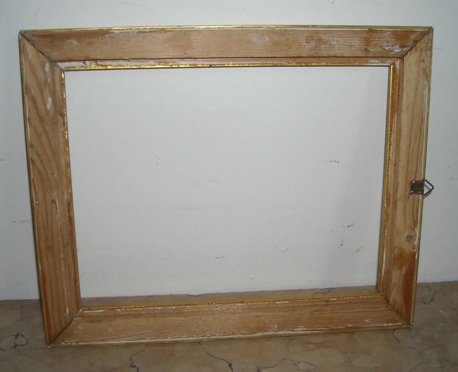 Cornice Dorata In Legno Della Prima Metà Del Novecento