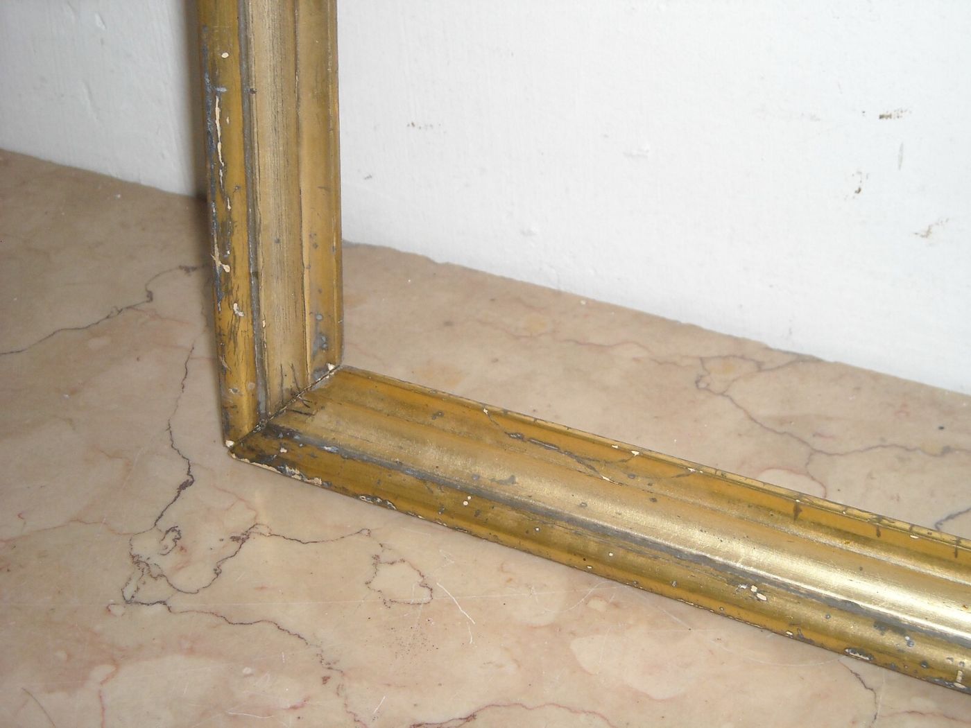 Antica Cornice Con Meccatura Dorata