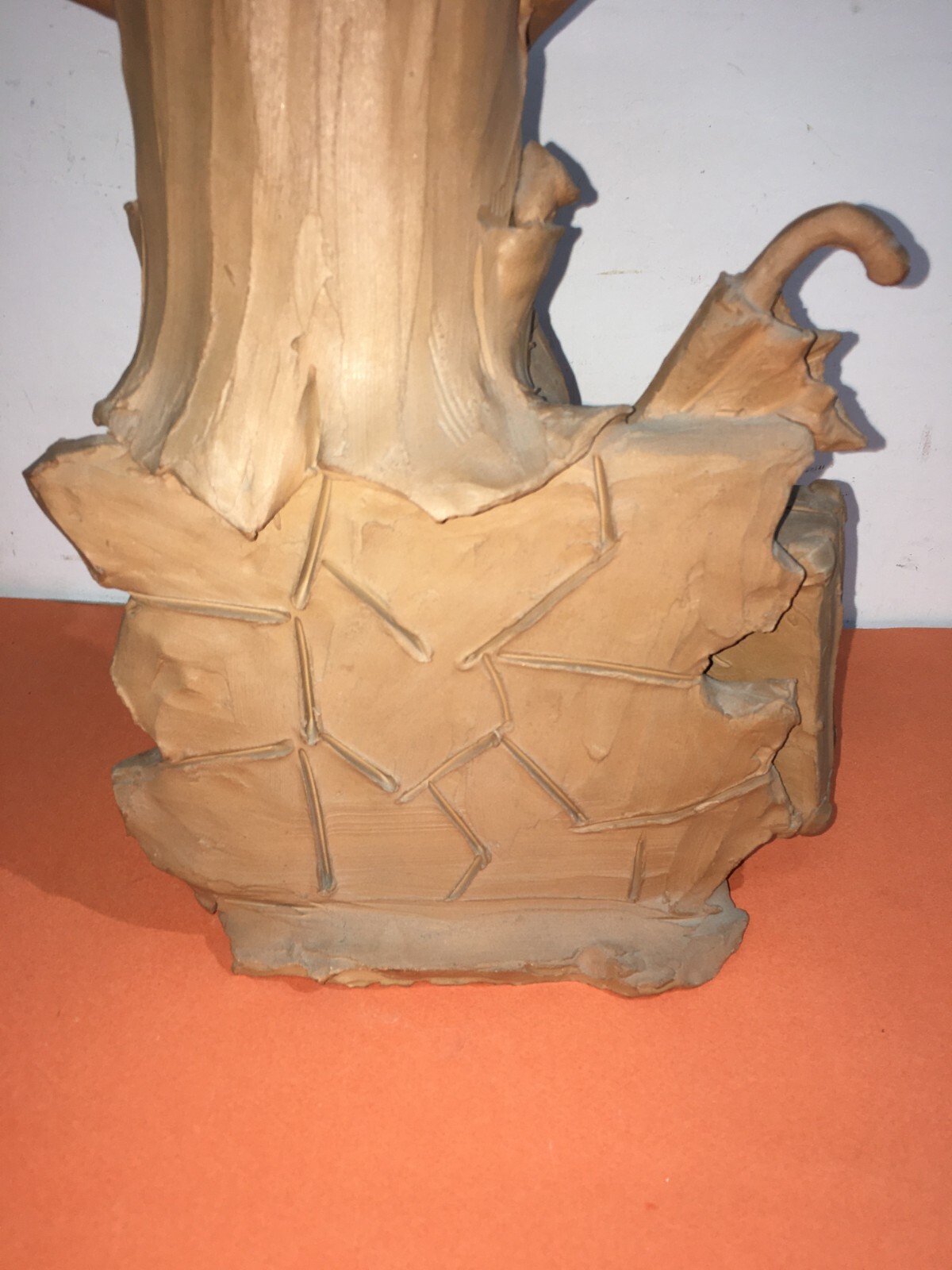 Scultura In Terracotta Di Giovane Emigrante, Artista Paoletti