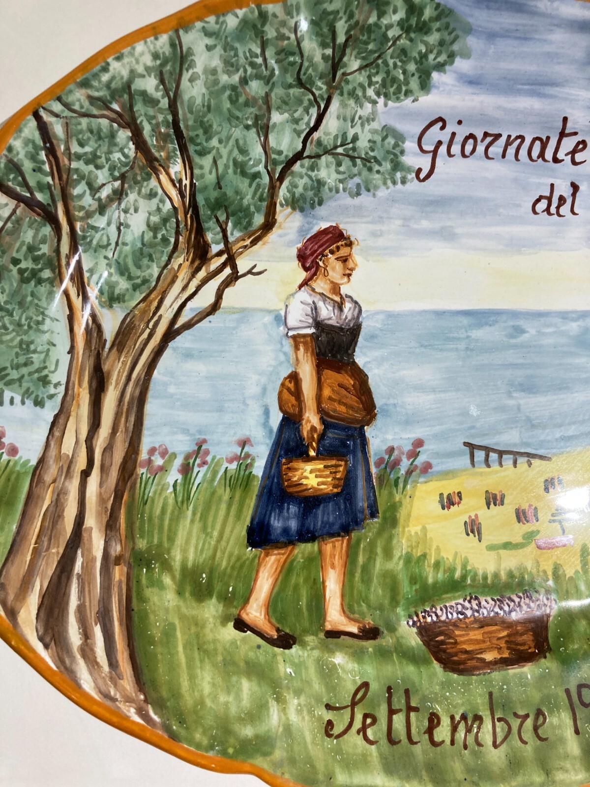 Abruzzo, Vasto: Piatto Pubblicitario In Ceramica Per Le Giornate Agricole Del Vastese, 1980