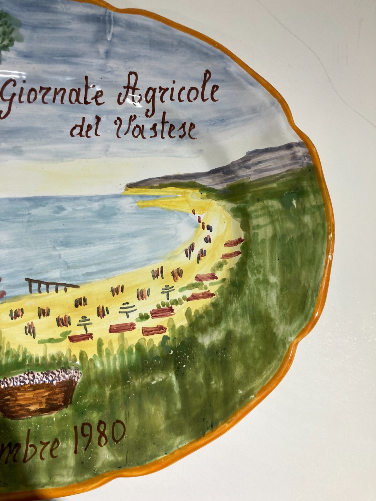 Abruzzo, Vasto: Piatto Pubblicitario In Ceramica Per Le Giornate Agricole Del Vastese, 1980