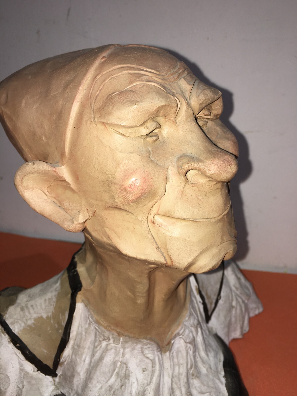 Scultura Caricaturale In Terracotta Di Figura Popolare Sarda