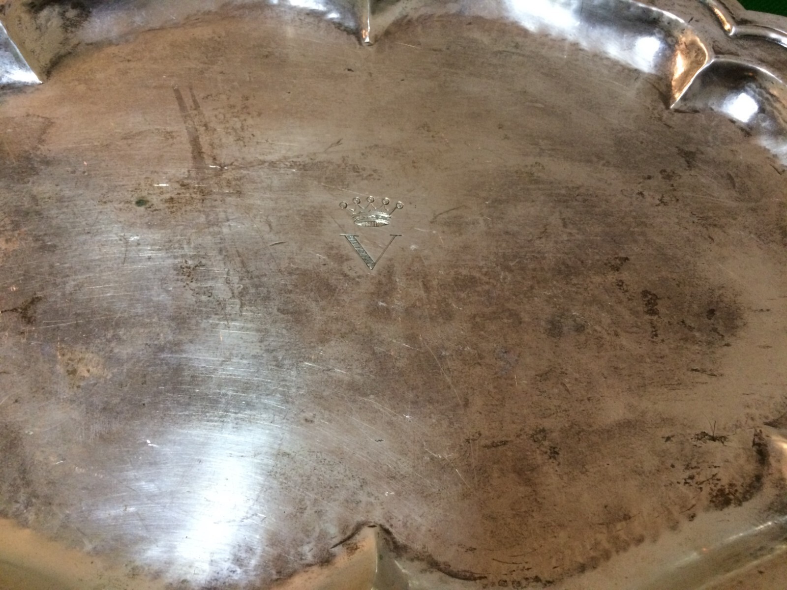 Araldica: Interessante Argenteria Di Famiglia. Decorativo Piatto Ovale Con V Coronata