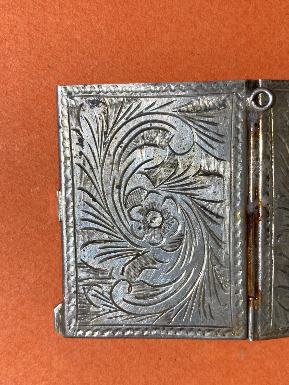 Portaritratti Tascabile In Argento 800 Cesellato